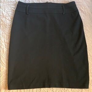 EUC Ellen Tracy Black zipper in back pencil skirt